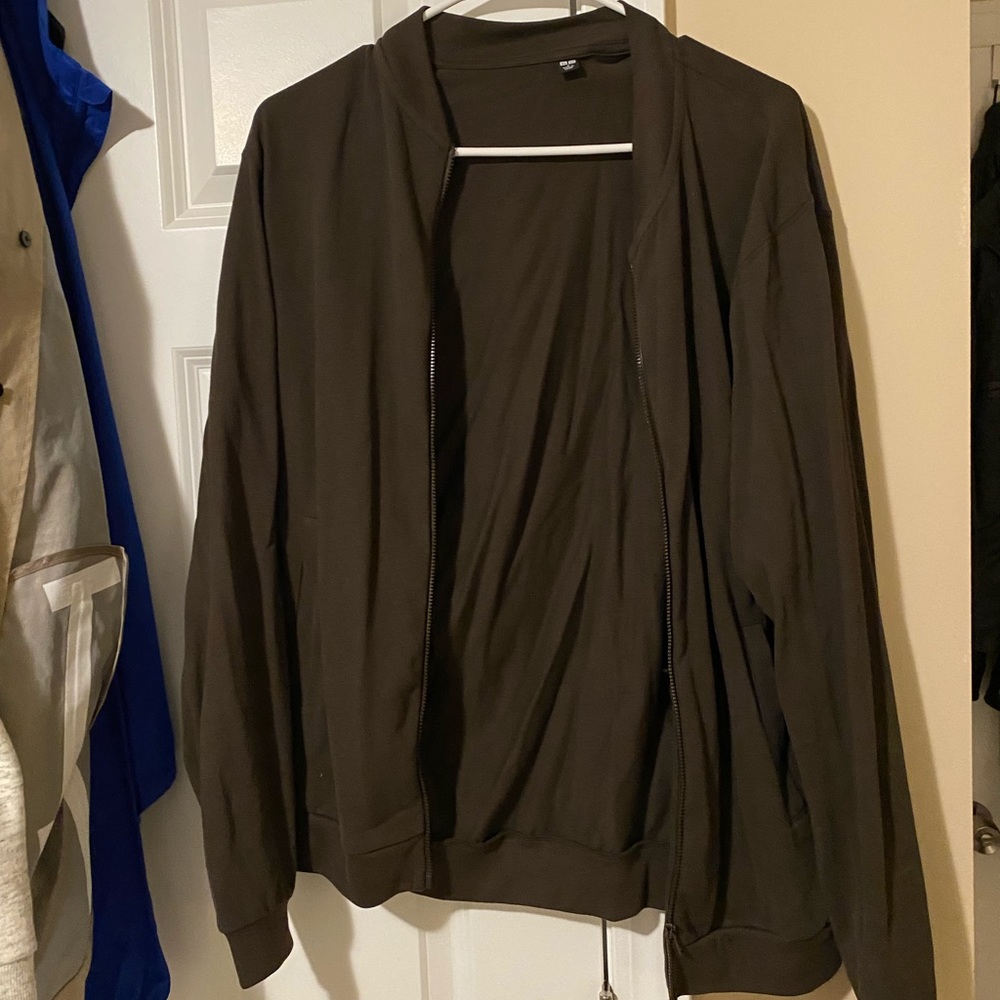 Lightweight, dark brown bomber jacket